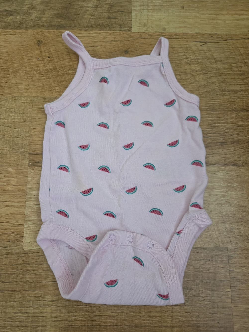 Old Navy Baby Girls Mixed Summer Romper, Onesies, Shorte & Dresses Lot - Picture 8 of 9